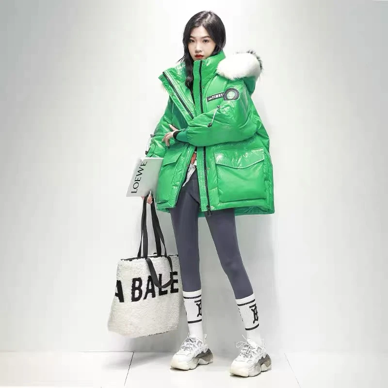 设计感撞色工装连帽羽绒服女冬季2025新款面包服大码潮款外套