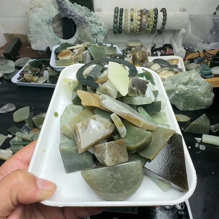 和田玉（糖玉）未镶嵌珠宝半成品