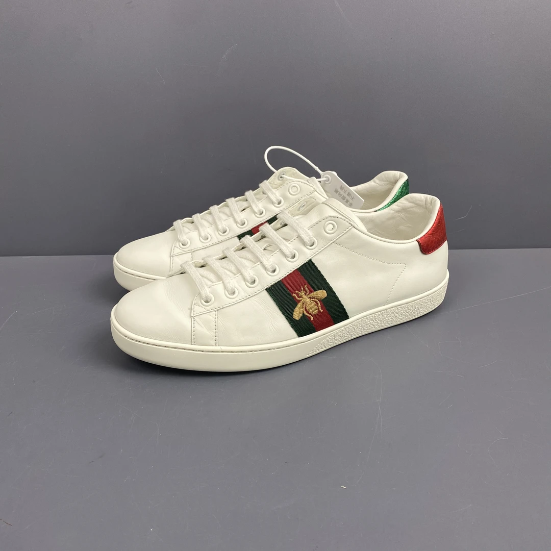 95新 GUCCI/古驰 39码 古驰Gucci 小蜜蜂 休闲鞋 成色很新 260