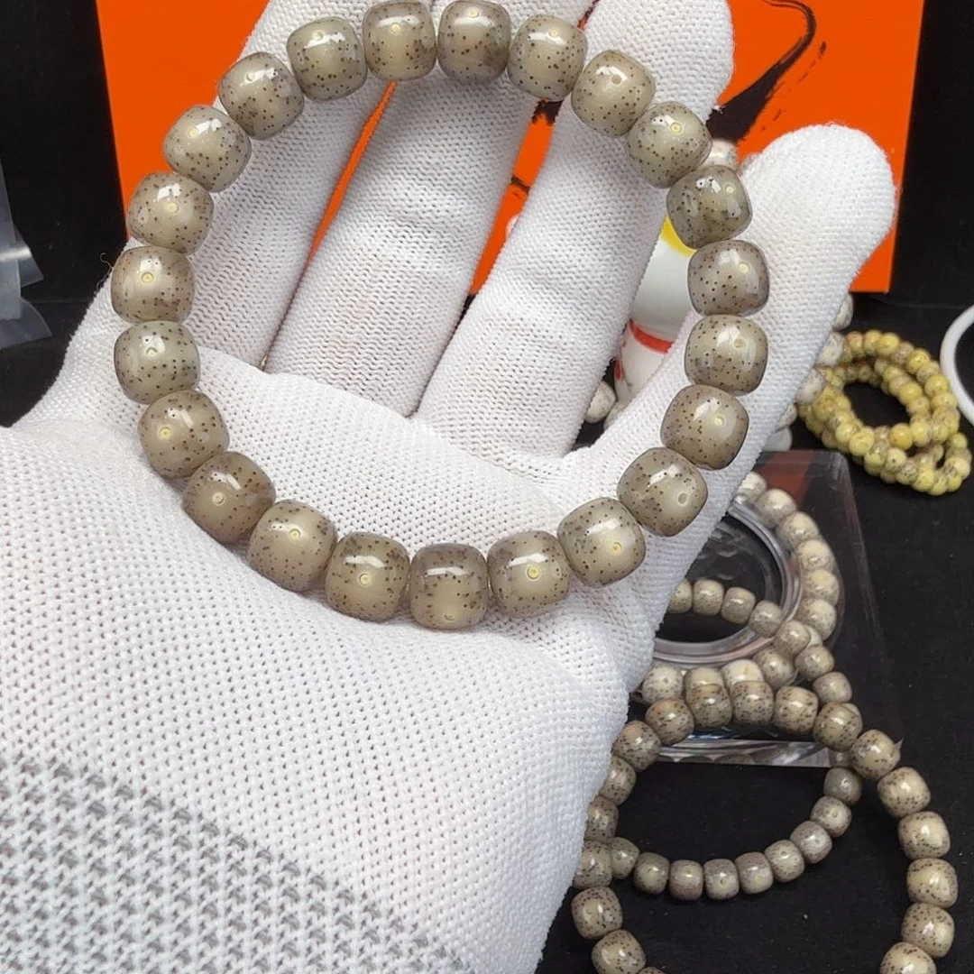 吊坠星月菩提10×9星点高货糯冰单圈