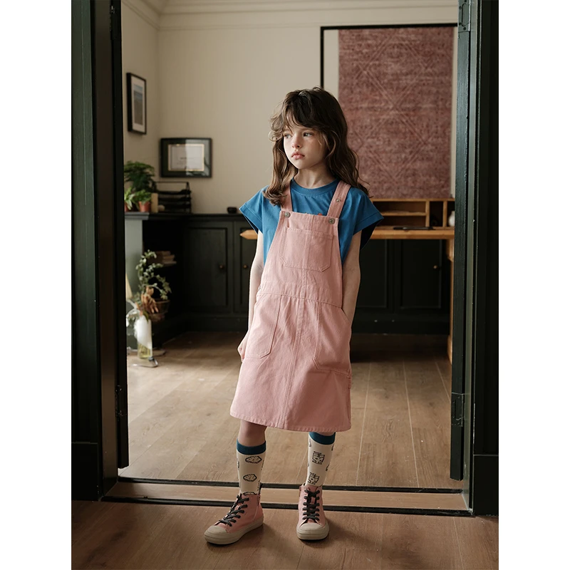 粉牛仔背带裙Y3706