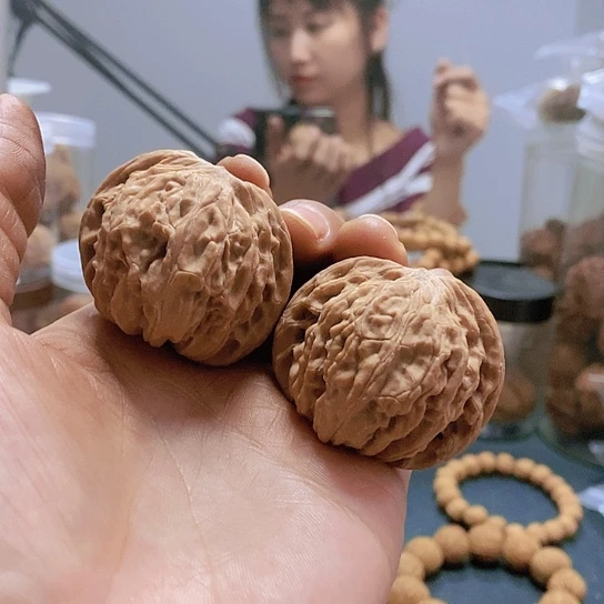 【闪购商品】把件文玩核桃43.5磨盘