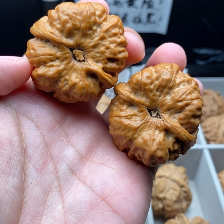 文玩核桃把件?**乐蛤蟆