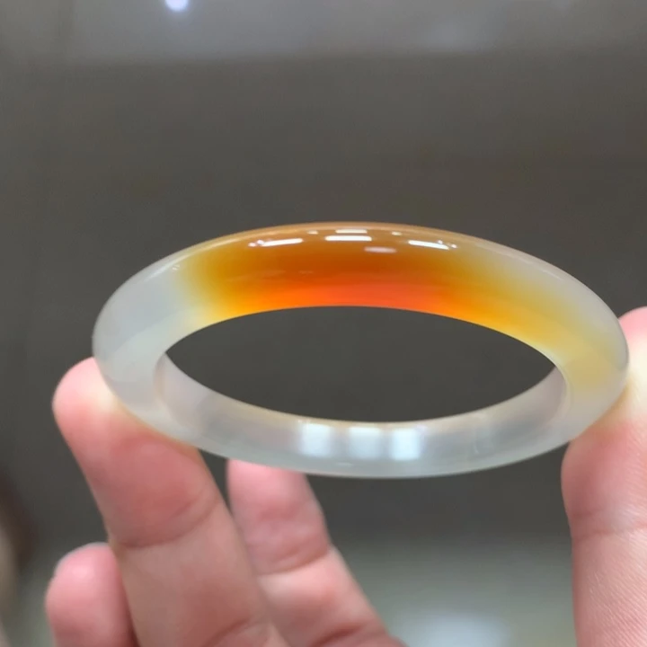 手镯玛瑙/玉髓未镶嵌