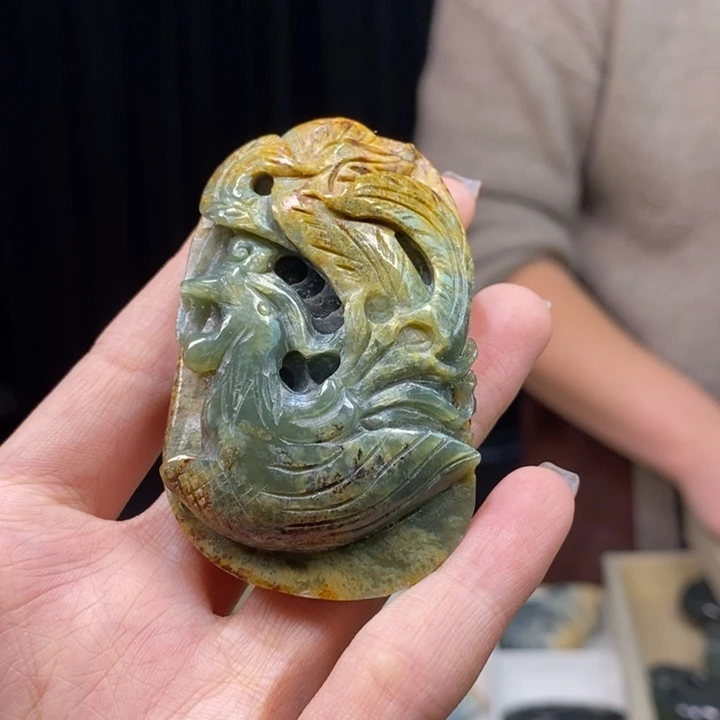 岫岩河磨玉（透闪石质玉）颈饰未镶嵌