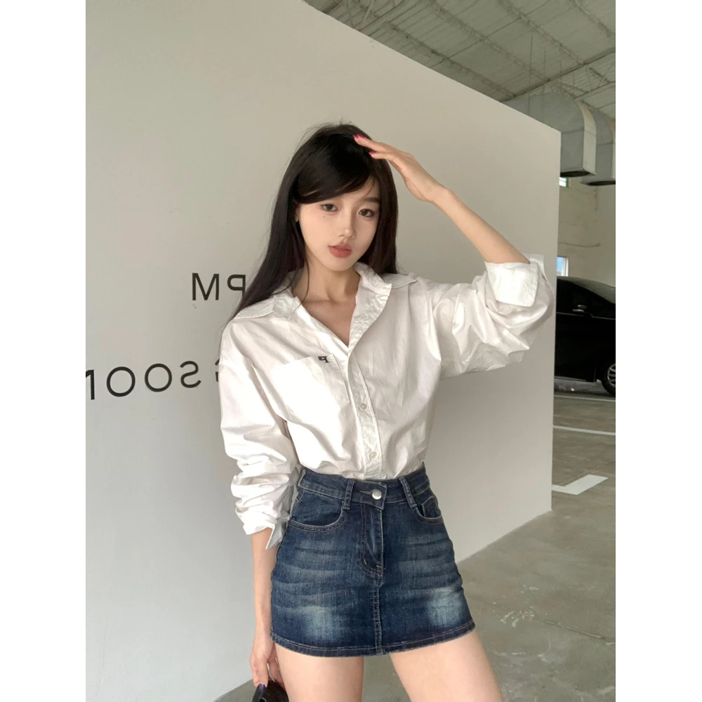 洋气衣服女 新款刺绣字母宽松慵懒百搭衬衫设计感韩系简约外套上