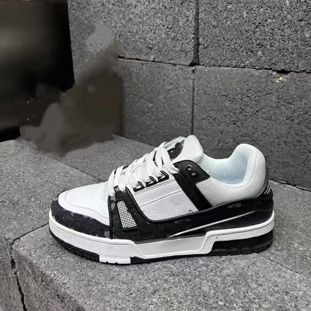 LISUN™ 时尚潮流百搭板鞋休闲鞋（马）