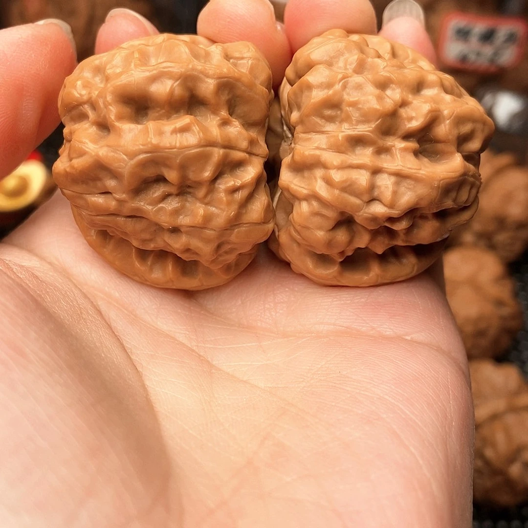 文玩核桃吊坠晚蛤蟆头核桃37