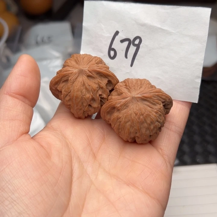 核桃40尺寸红皮磨盘