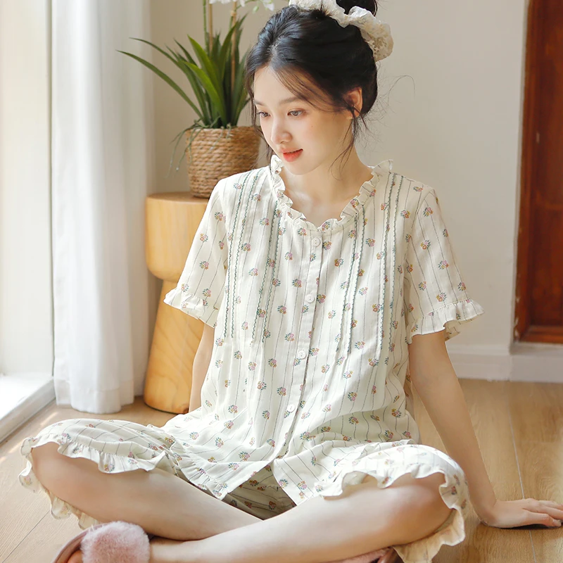 春夏纯棉女士带胸垫睡衣印染花卉薄款双层棉纱短袖七分裤套装