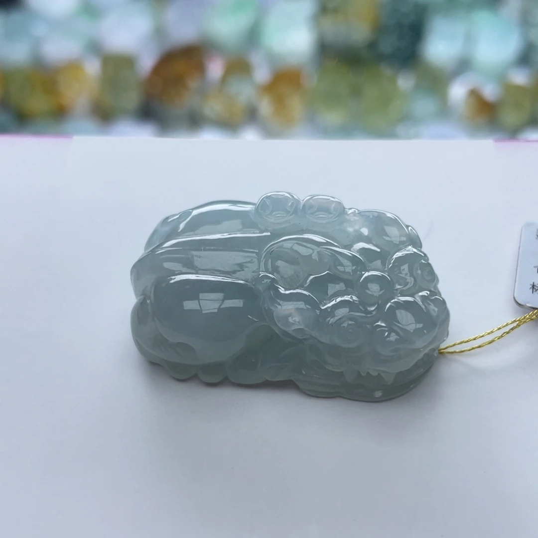 翡翠颈饰未镶嵌貔貅