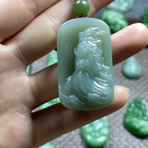 【闪购商品】颈饰未镶嵌和田玉