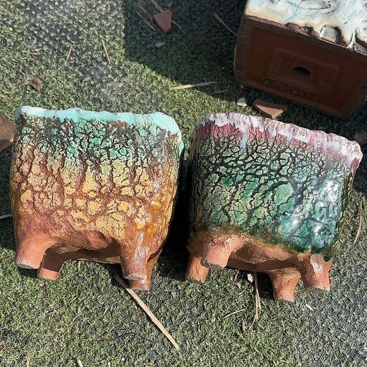 紫砂花盆口14高12。。。。。。。。。。。。