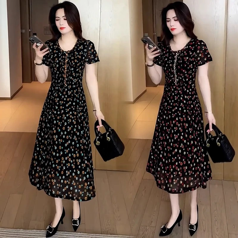 时尚碎花短袖连衣裙女2025夏季新款洋气收腰显瘦中长款减龄A字裙