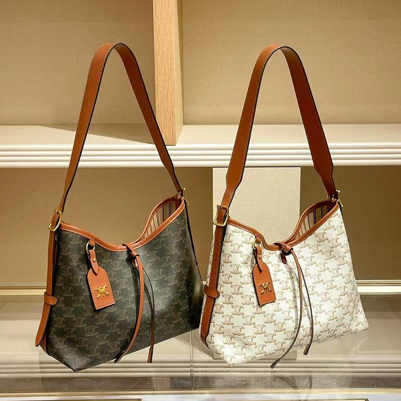 法国品牌2025新款网红女款便携老花气质时尚休闲百搭中号托特包包