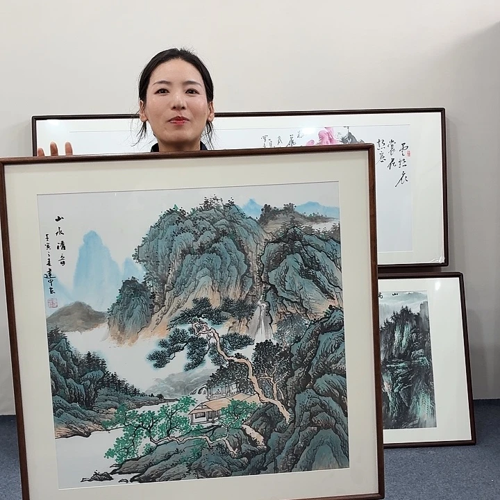 国画手绘作品青绿山水80.80