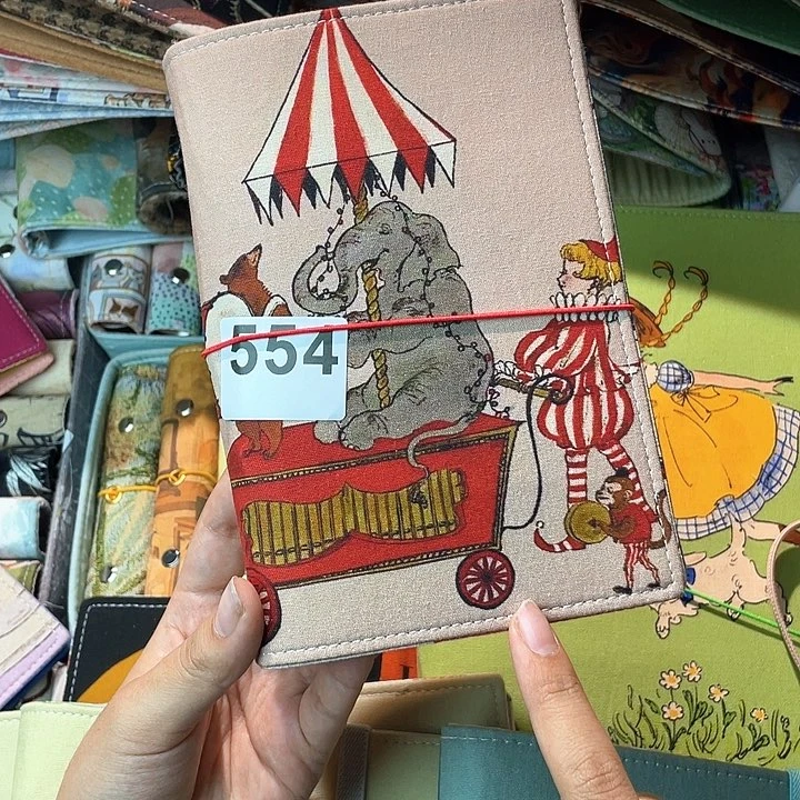 织绣e****5a6存钱册554。