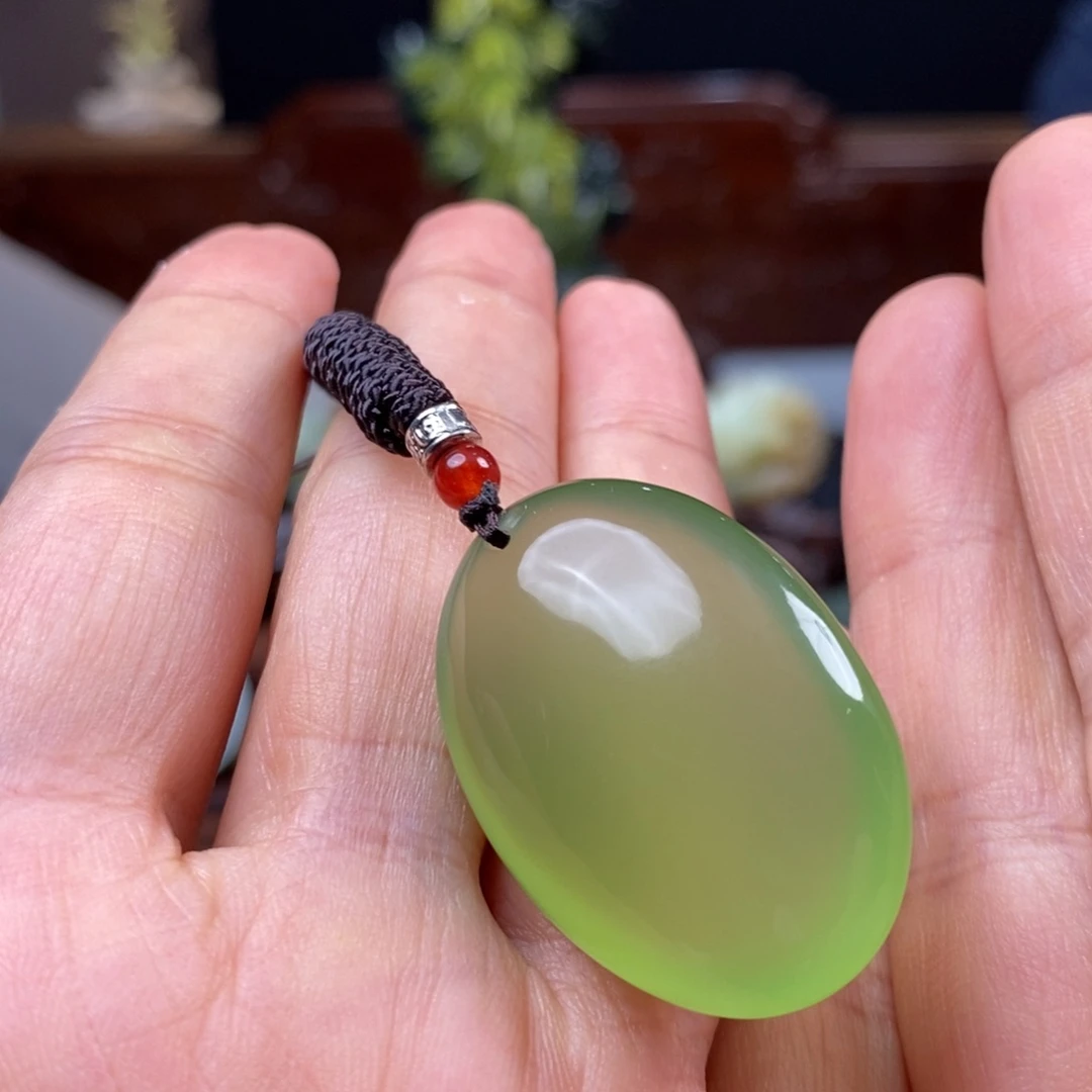 汉***玉未镶嵌蛇纹石玉挂件