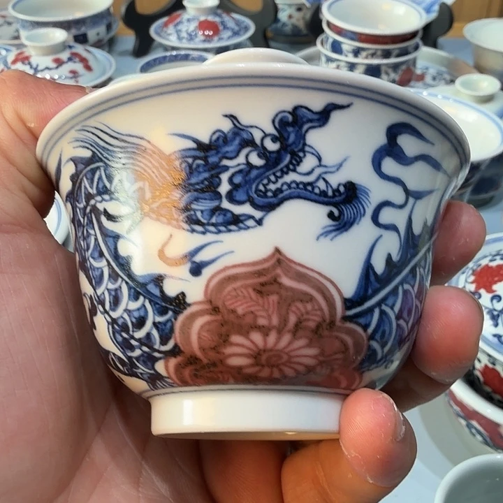 瓷片茗韵的花是一个