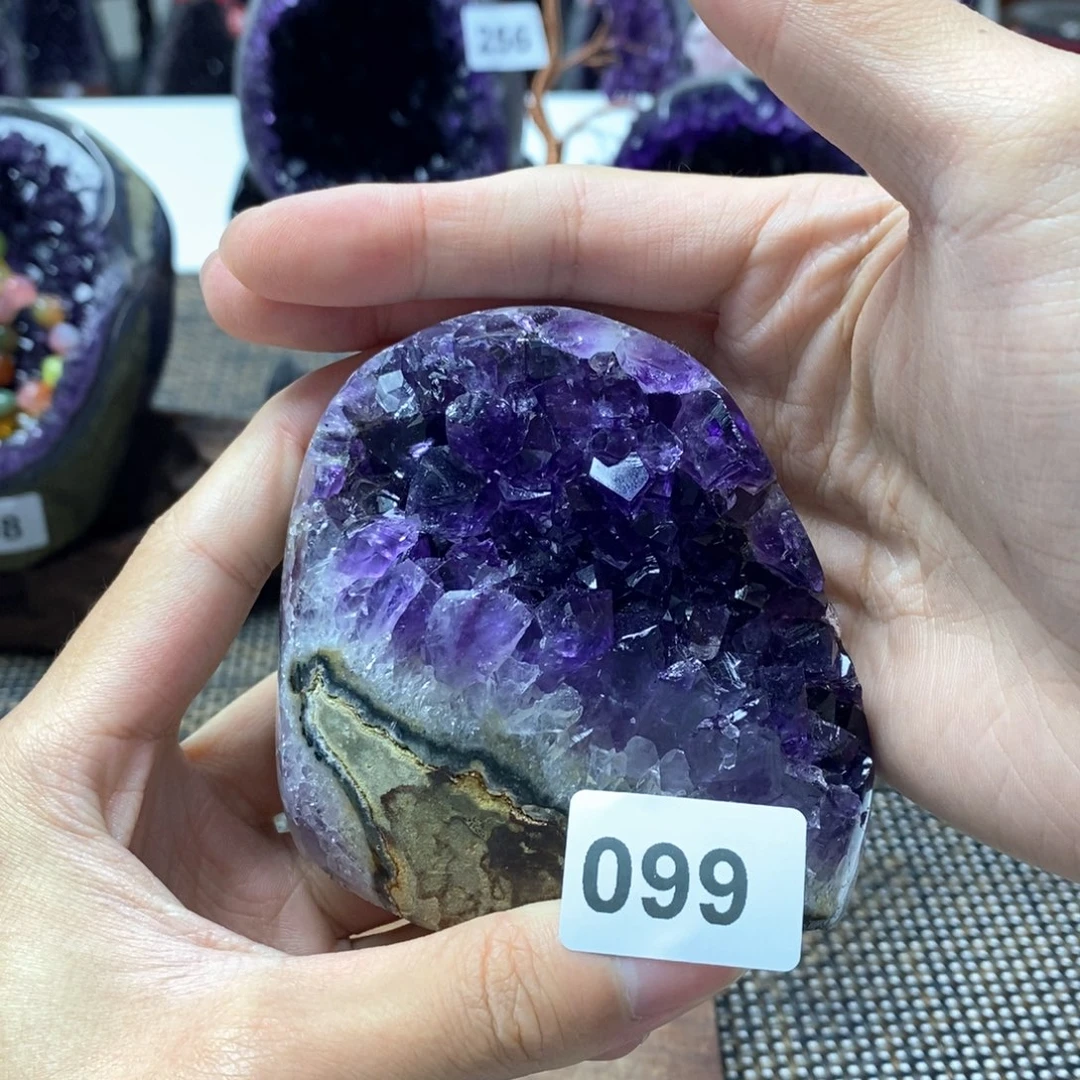 大型摆件（非配饰）未镶嵌紫晶