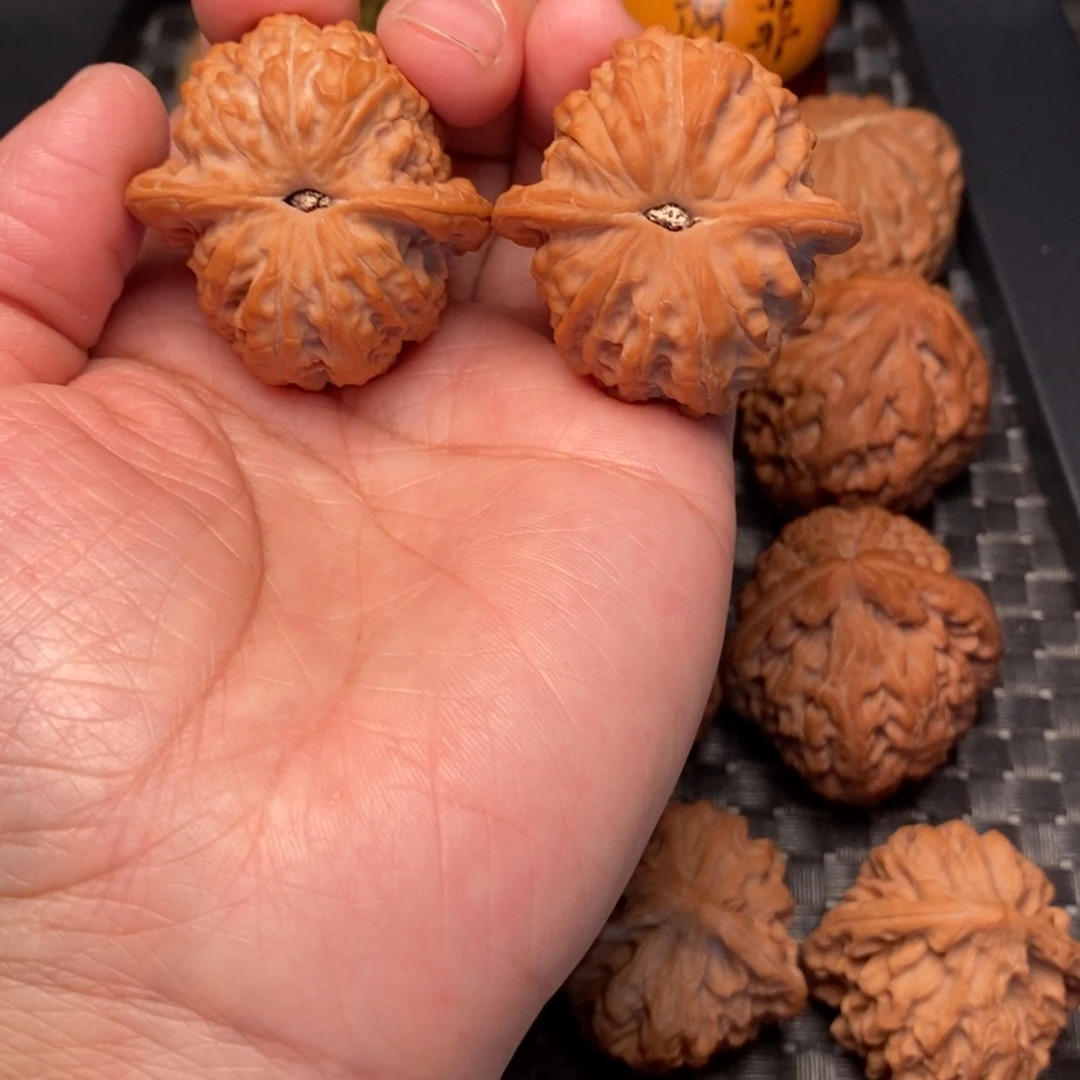 吊坠文玩核桃血麒麟38