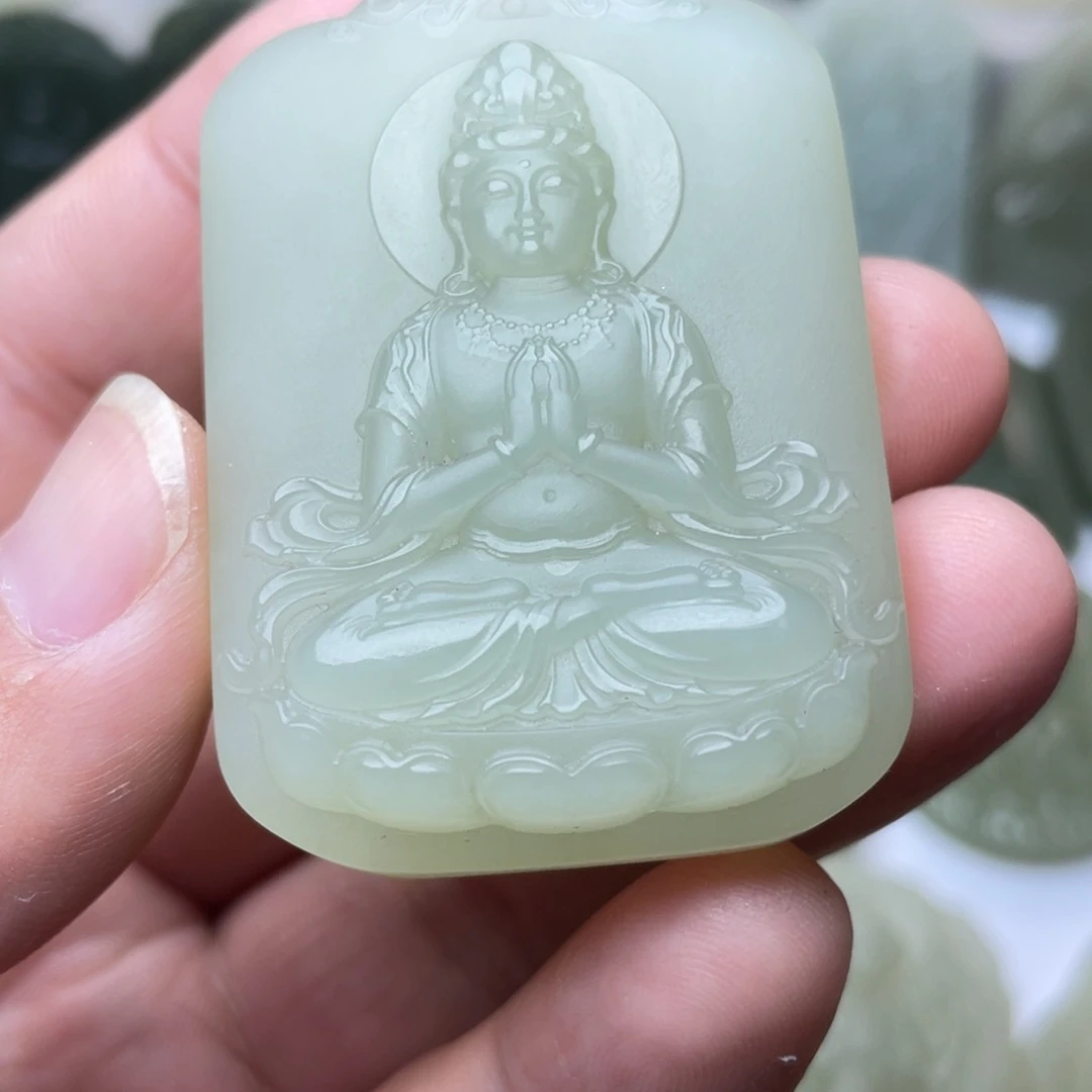 和田玉未镶嵌颈饰