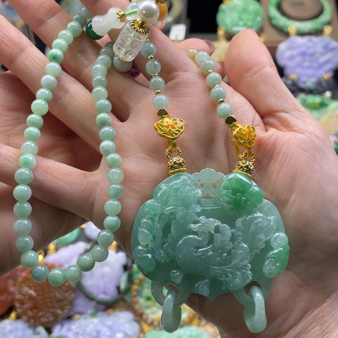 翡翠未镶嵌颈饰代编织