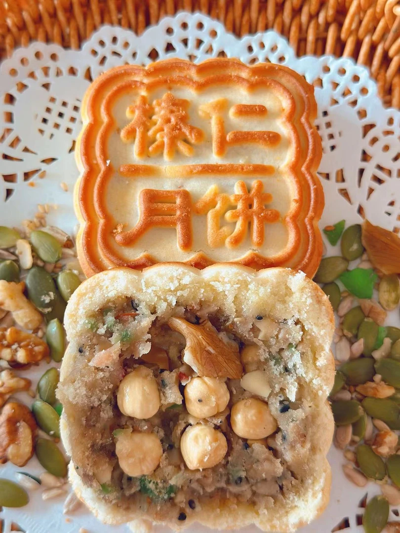 东北榛仁月饼含瓜籽仁花生仁等16种果仁传统老式糕点