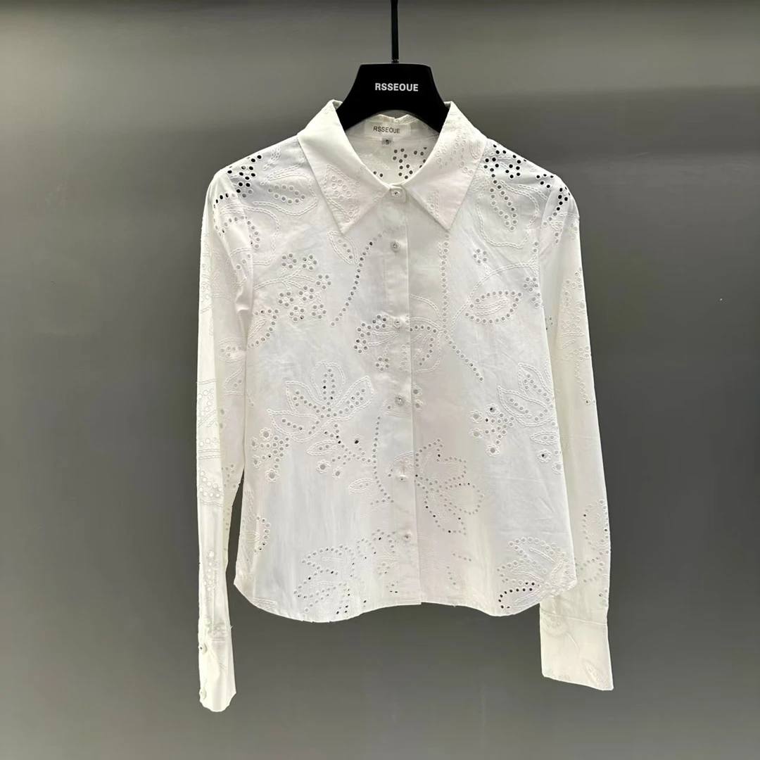 设计感镂空提花刺绣翻领长袖衬衫宽松气质时髦上衣女时尚百搭衬衣