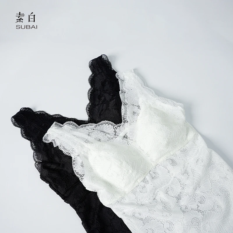 素白801467百搭舒适绣花美背