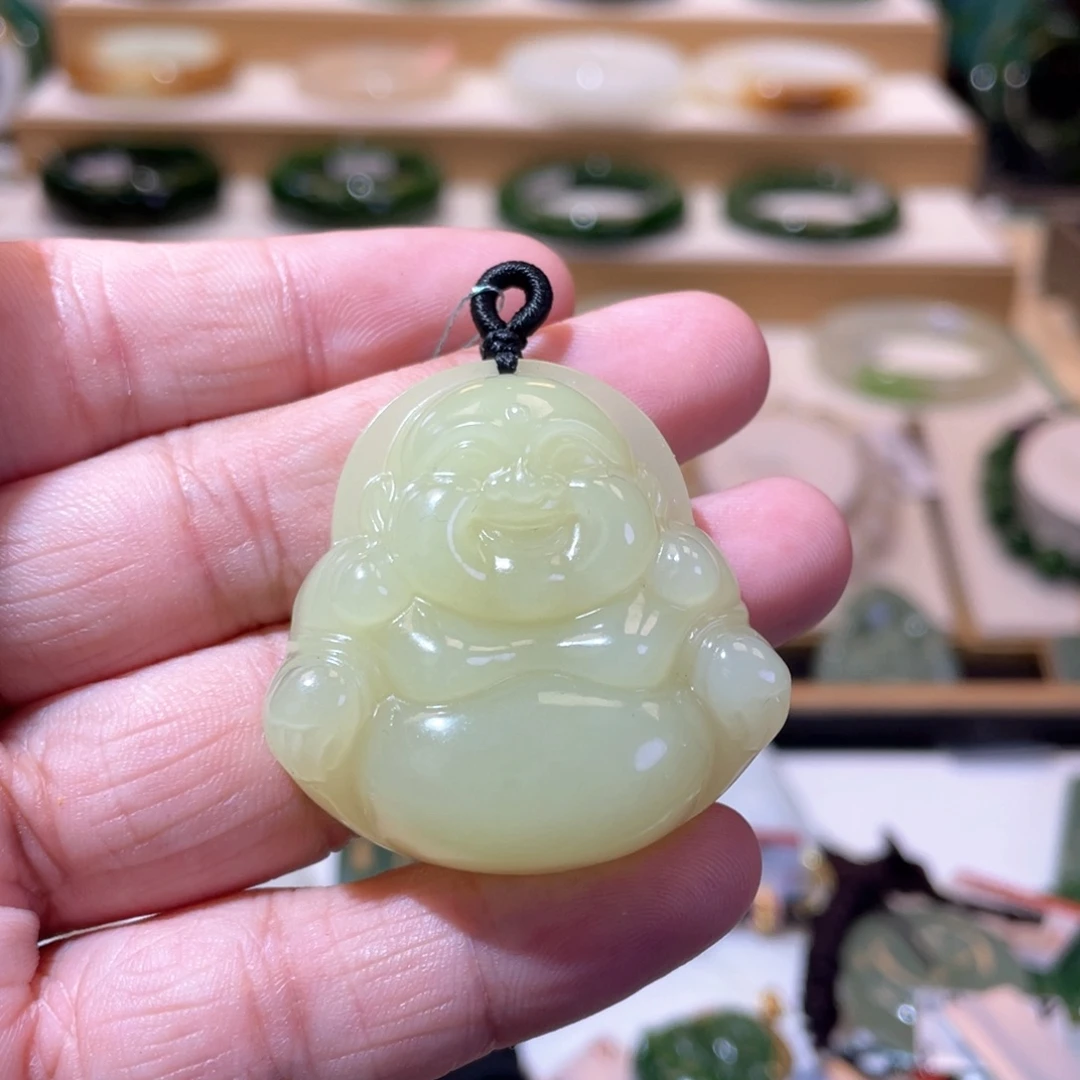 和田玉未镶嵌颈饰高品黄口佛公