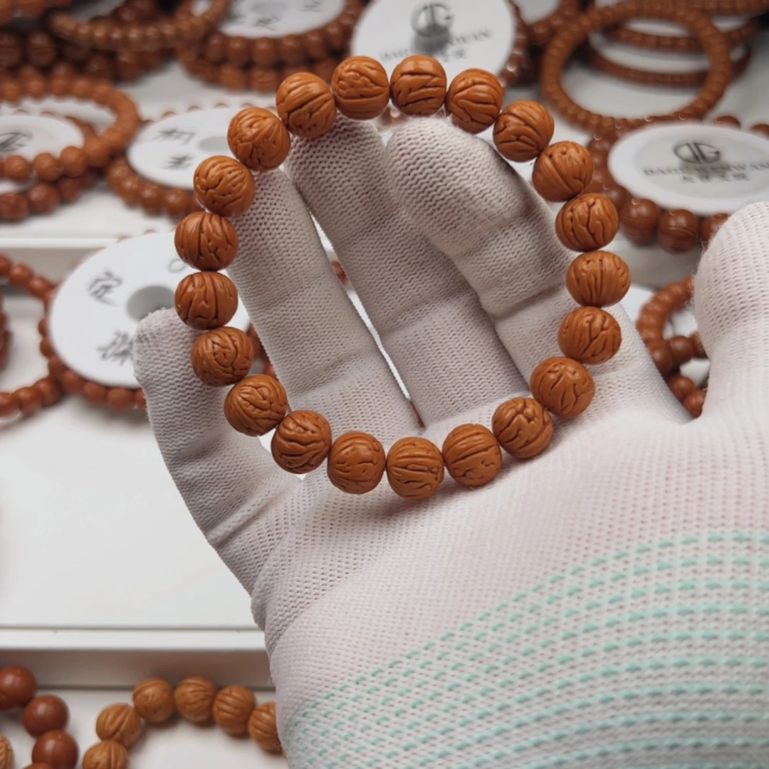 风***行吊坠桃核桃核手串