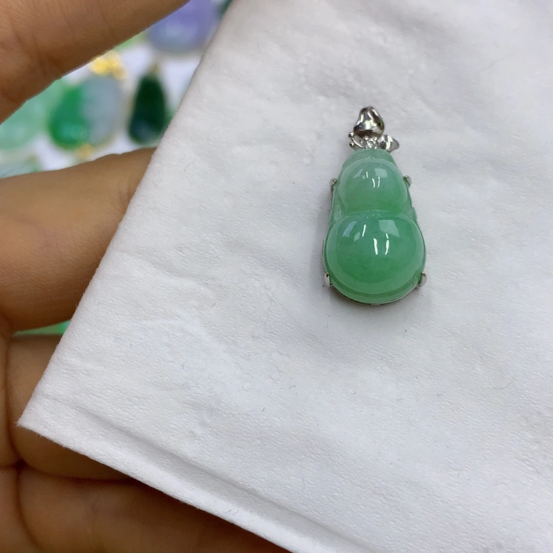 翡翠银S925镶嵌颈饰