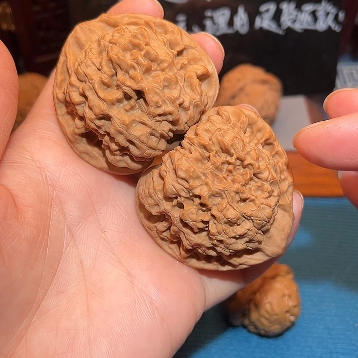49大官帽，周正饱满……