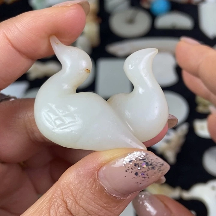 和田玉未镶嵌挂件