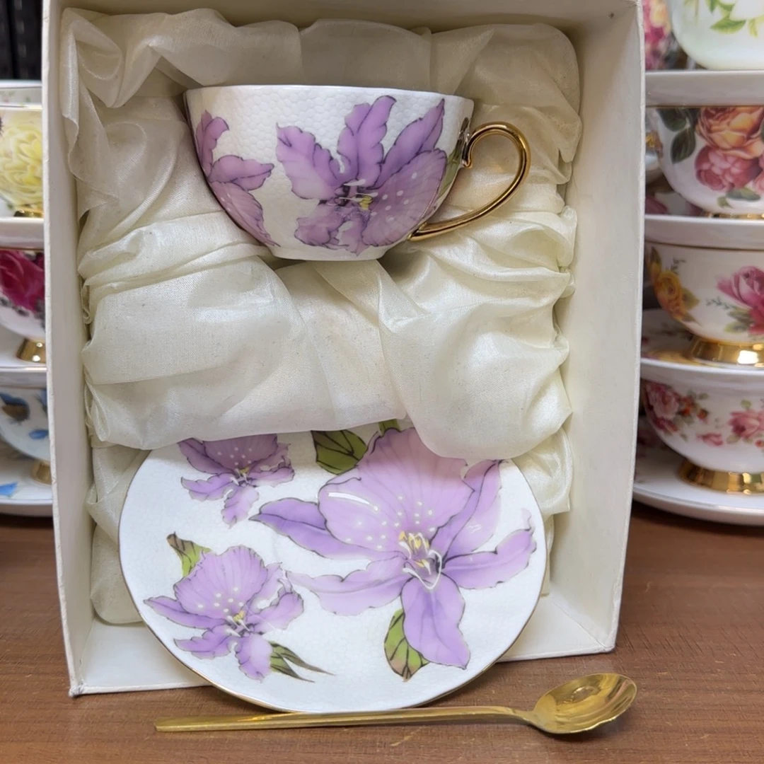 45%以上骨粉骨瓷南瓜一杯一碟一勺礼盒