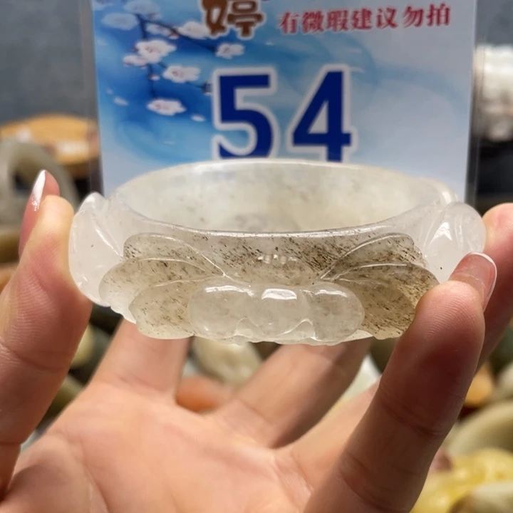 石英岩玉未镶嵌手镯