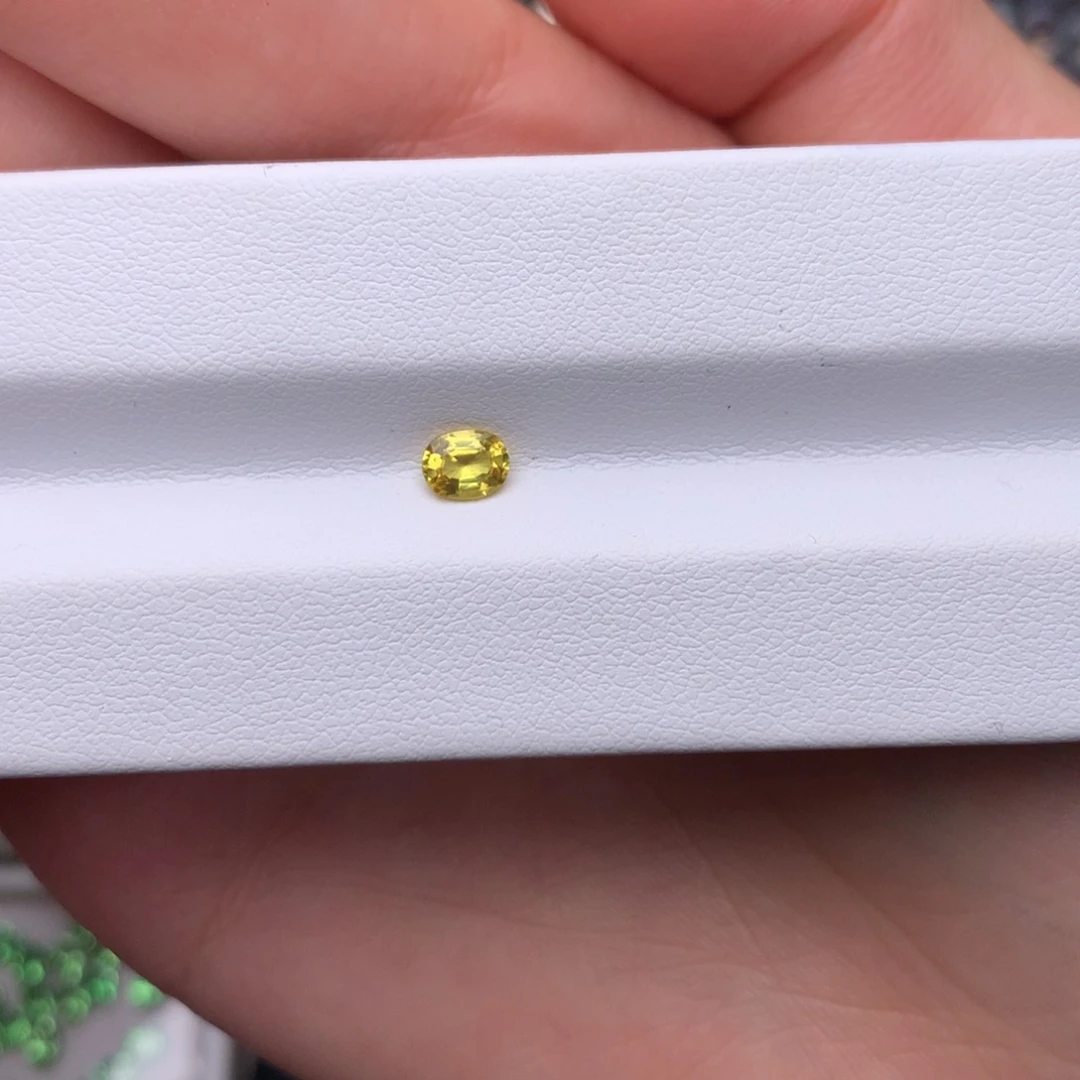 裸石蓝宝石4×5天然黄色蓝宝石