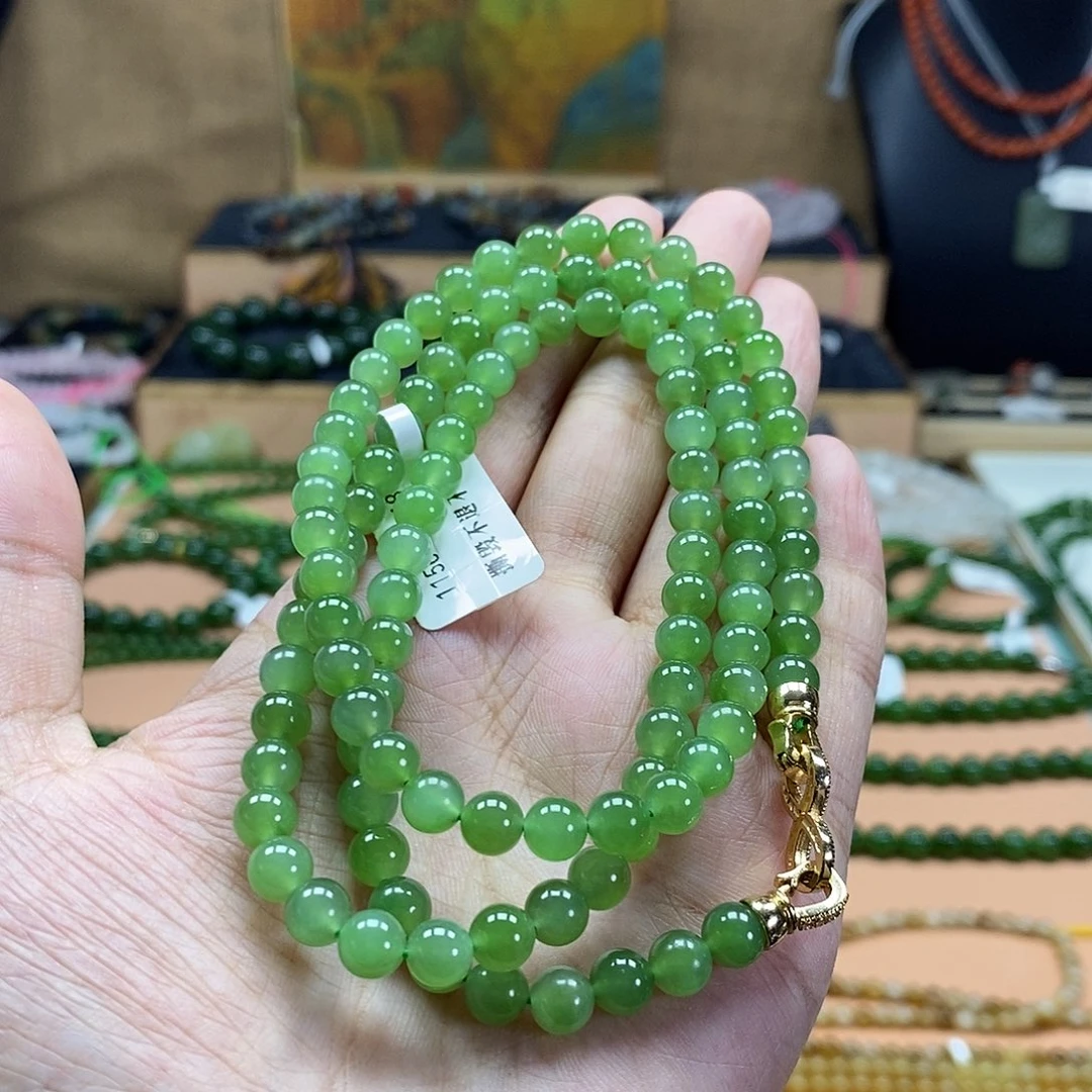 和田玉（碧玉）未镶嵌颈饰6mm果绿