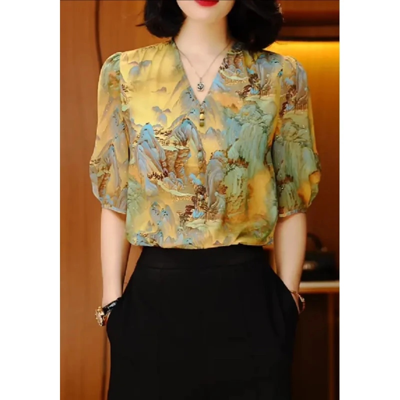 （运费补贴）2025新款上衣百搭时尚气质v领印花洋气经典高级减龄女.