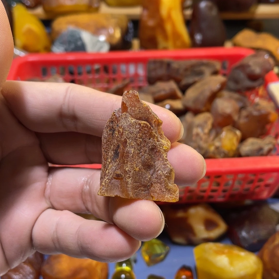 定制琥珀未镶嵌无**人原矿