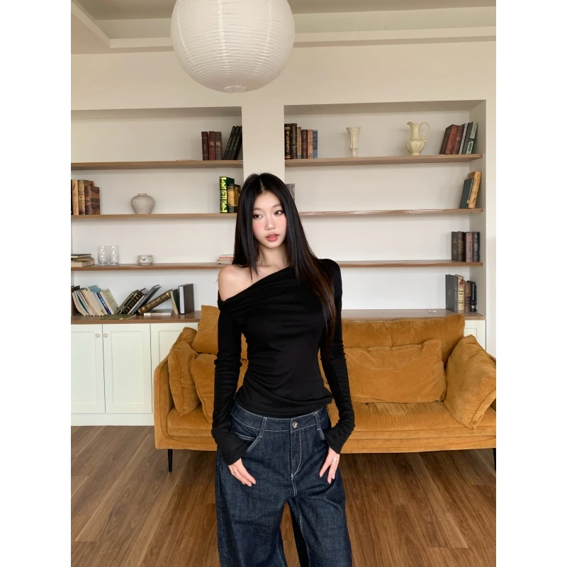 withmin凉皮 辣妹斜肩露肩早秋收腰黑色长袖T恤上衣2523891现货