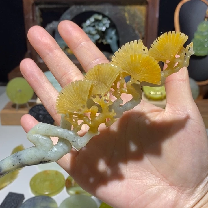 岫玉未镶嵌颈饰颈饰