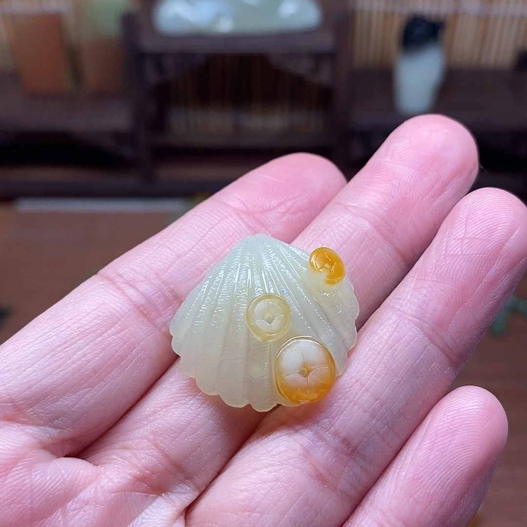 蛇纹石玉未镶嵌挂件