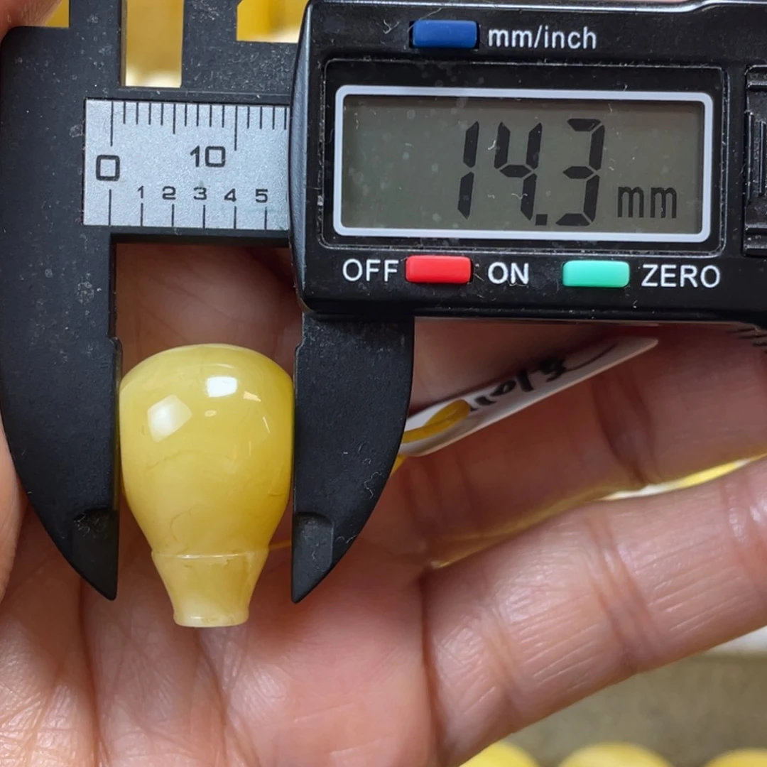 【闪购商品】裸石蜜蜡未镶嵌75