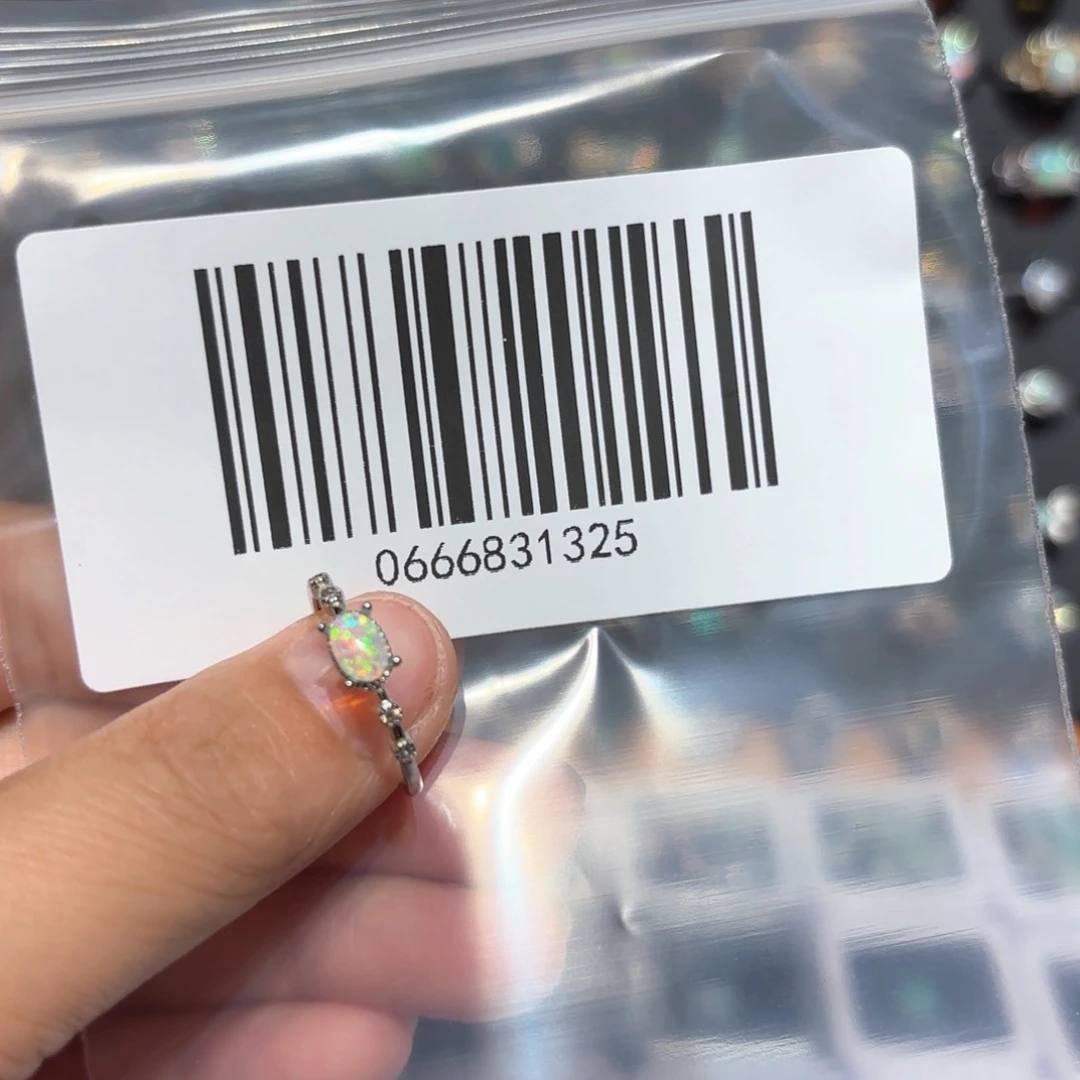 初***️欧泊银S925镶嵌颈饰