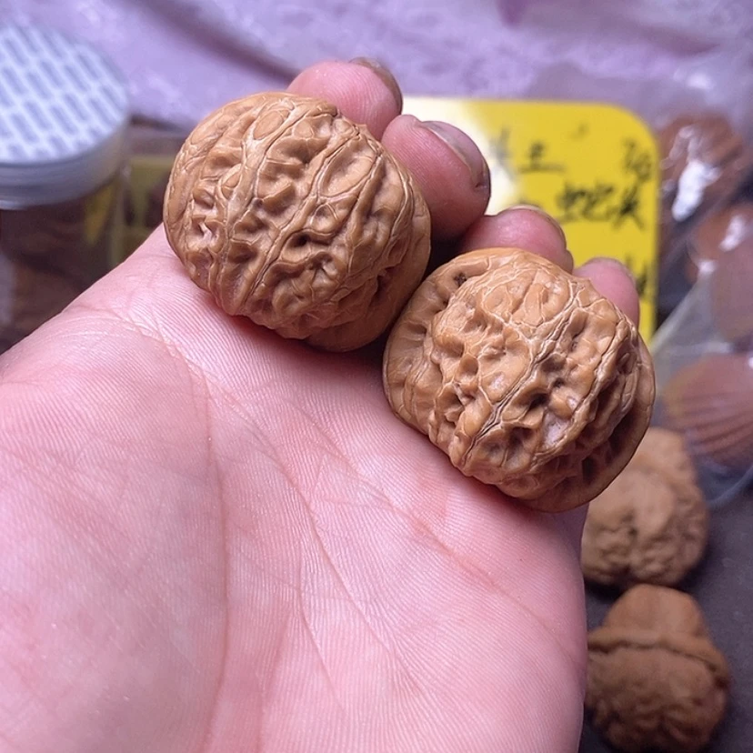 【闪购商品】吊坠文玩核桃40元宝