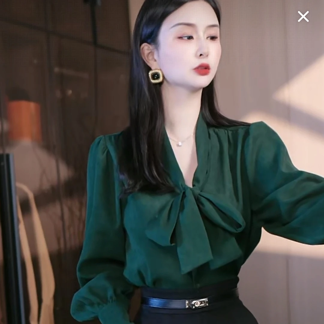 刘欣服饰2025秋季设计感复古磨毛轻奢洋气系带小众极简衬衫1142