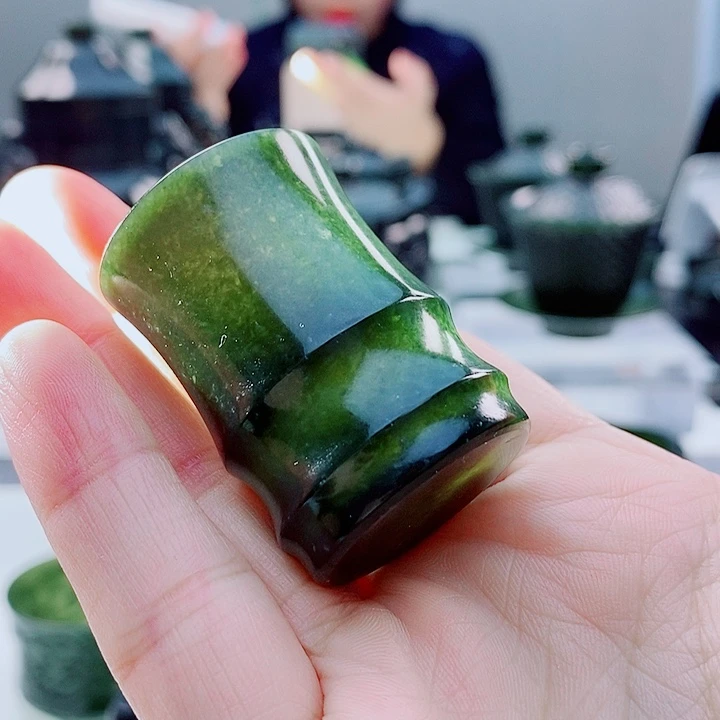 和田玉（青玉）未镶嵌把件