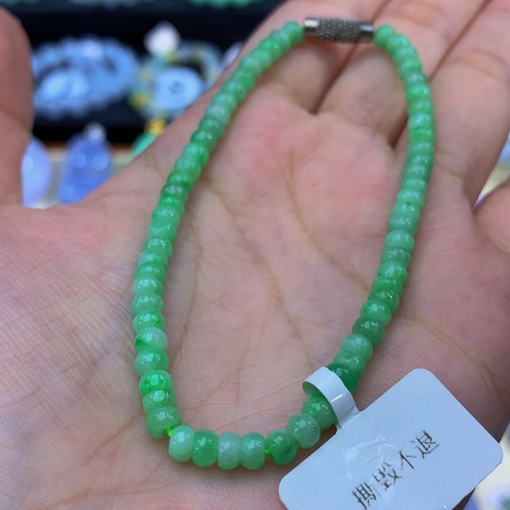 翡翠未镶嵌手链翡翠
